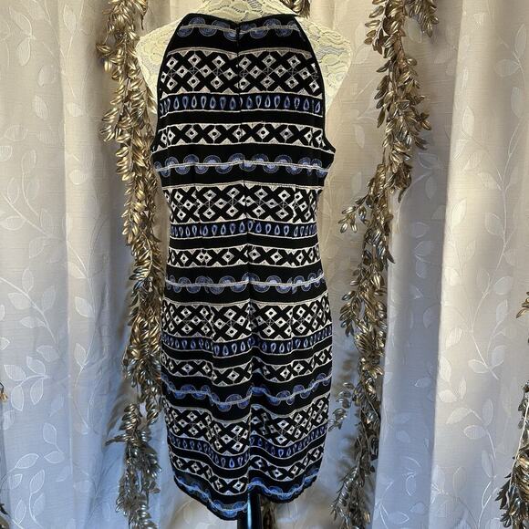 White House Black Market Size 10 Black Aztec Embroidered Mini Shift Dress Modern - Picture 5 of 12